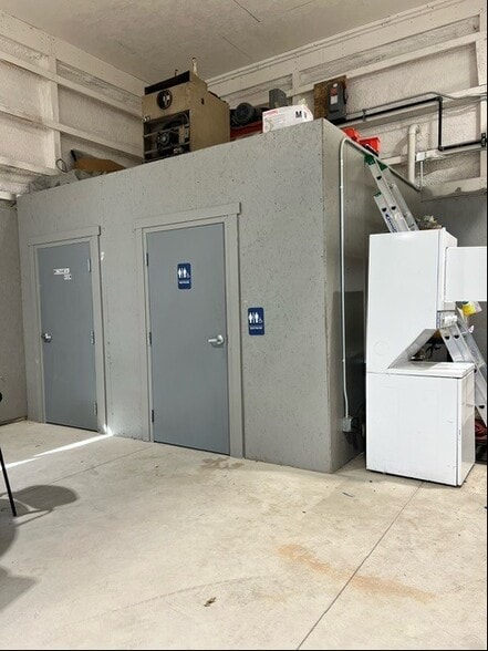 More Photos Of 3420 S Lapeer Rd, Metamora Auto Repair For Sale