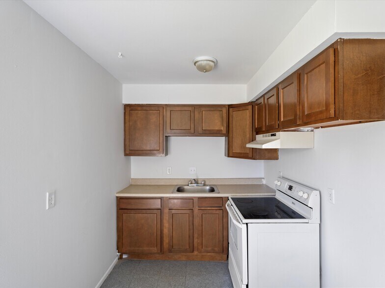 More Photos Of 19199 Lahser Rd, Detroit Apartments For Sale