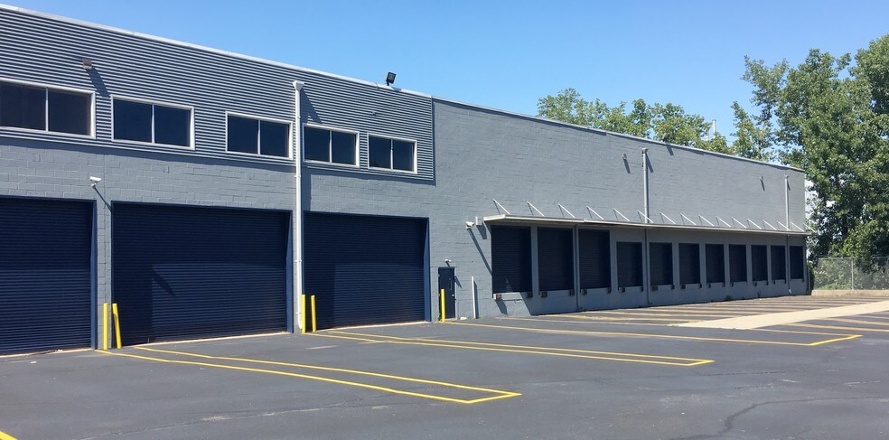 More Photos Of 2240 74th St, North Bergen Warehouse For Lease