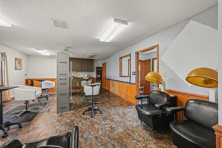 More Photos Of 4009 Polkville Rd, Shelby Freestanding For Sale