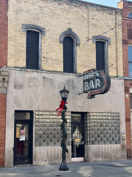 Primary Photo Of 604 E Midland St, Bay City Bar For Sale