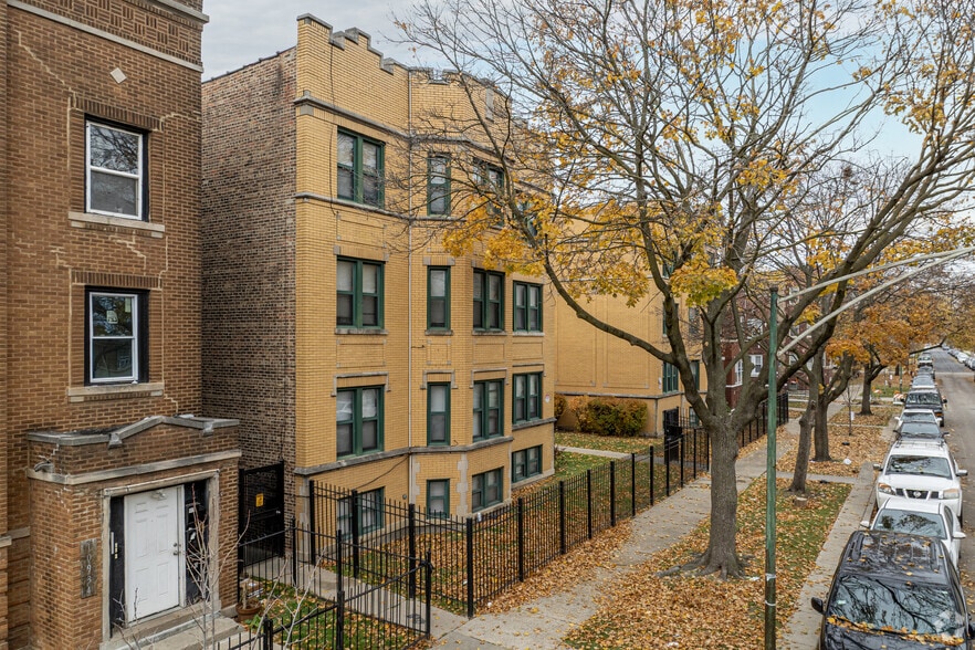 More Photos Of 10920-10930 S Vernon Ave, Chicago Apartments For Sale
