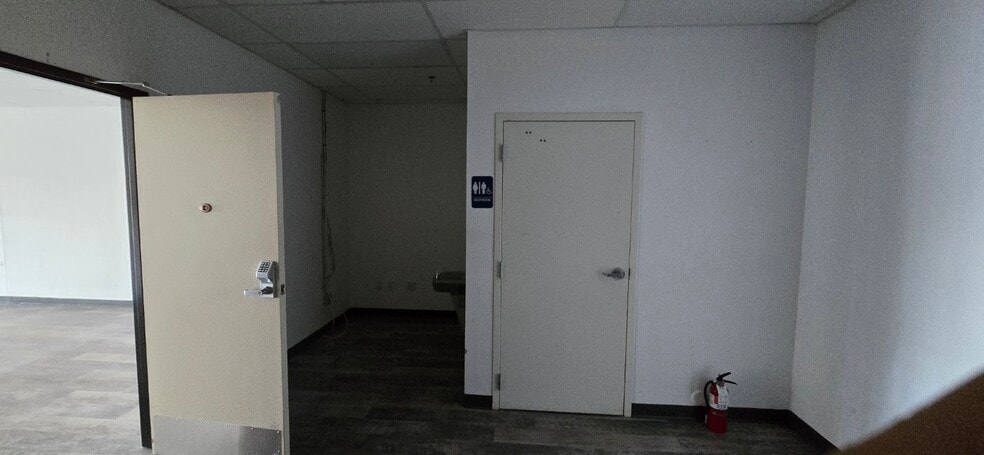More Photos Of 1200-1260 Gail Gardner Way, Prescott General Retail For Lease
