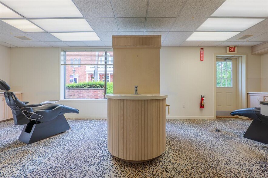 More Photos Of 8 Prospect St, Ridgefield Storefront Retail Office For Sale