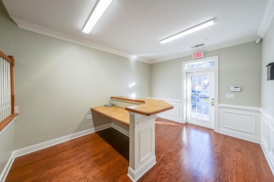 More Photos Of 1275 Shiloh Rd, Kennesaw Office Residential For Sale