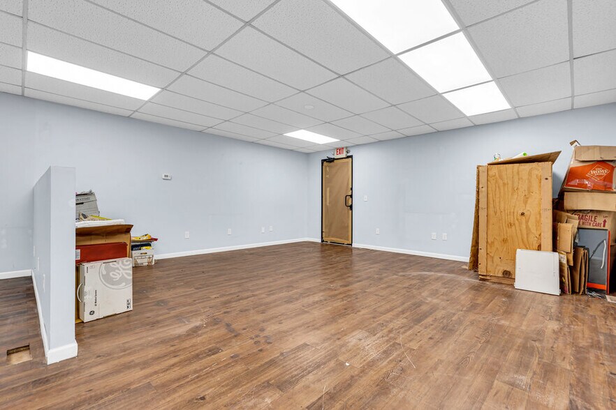 More Photos Of 75 Lacey Rd, Whiting Medical For Lease