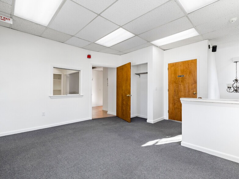 More Photos Of 545-549 High St, Westwood Freestanding For Lease