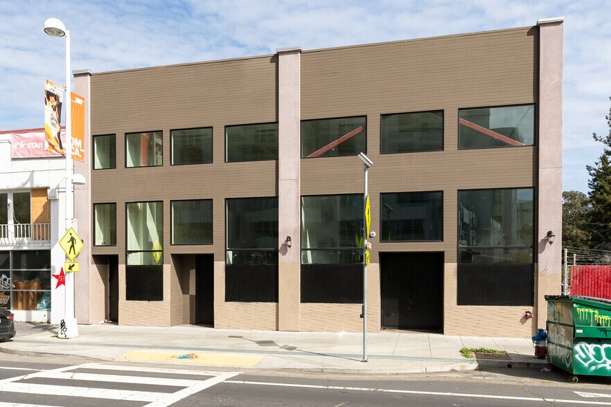 More Photos Of 3050-3052 Broadway, Oakland Storefront For Sale