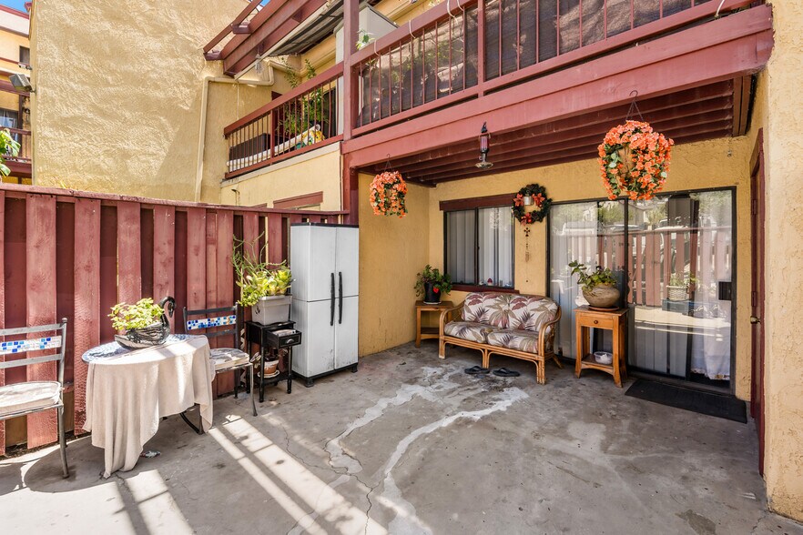 More Photos Of 321 Tremont St, Avalon Apartments For Sale