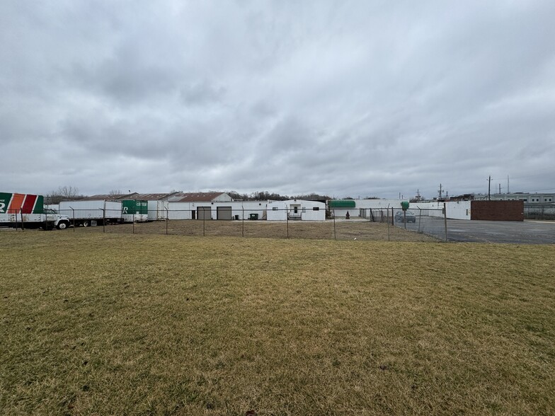 Primary Photo Of 905 Miami St, Akron Warehouse For Sale