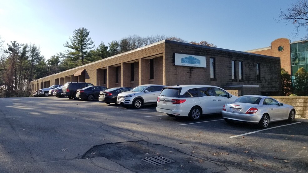 Primary Photo Of 318-320 Bear Hill Rd, Waltham Office For Lease