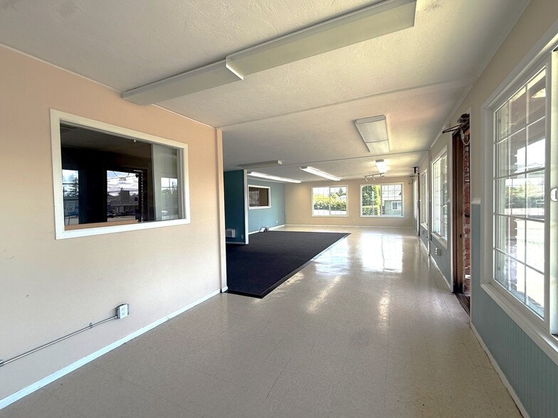More Photos Of 2184 Broadway Ave, North Bend Office For Sale
