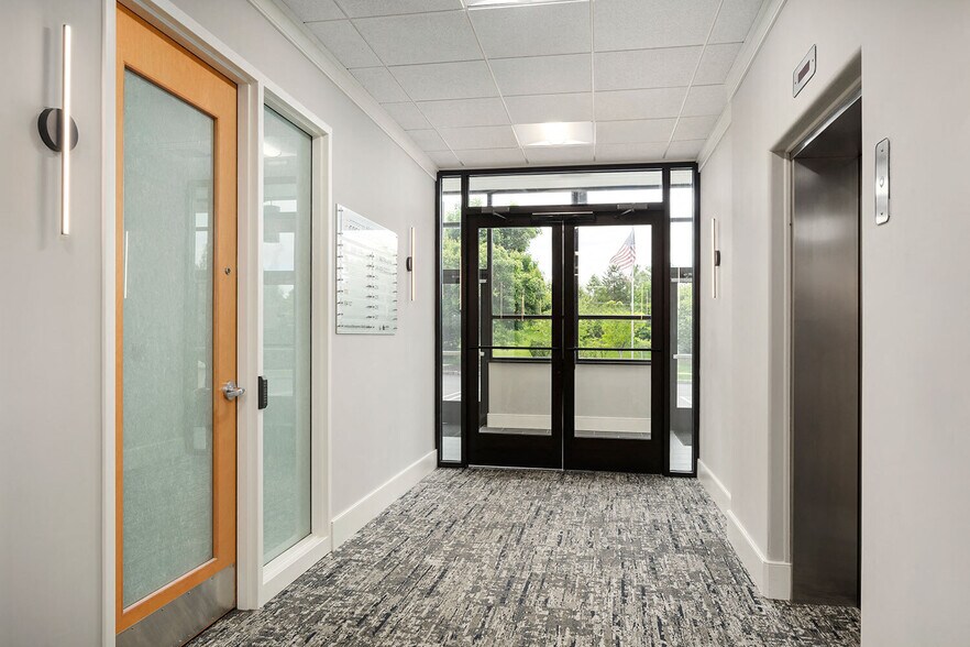 More Photos Of 1 Greenwich St, Stewartsville Medical For Lease