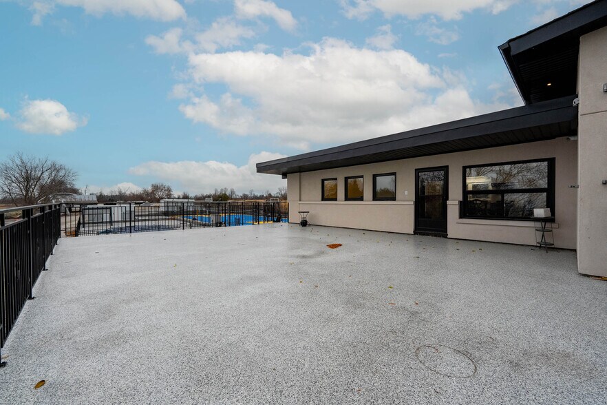 More Photos Of 2402 Holborn Rd, Queensville Land For Sale