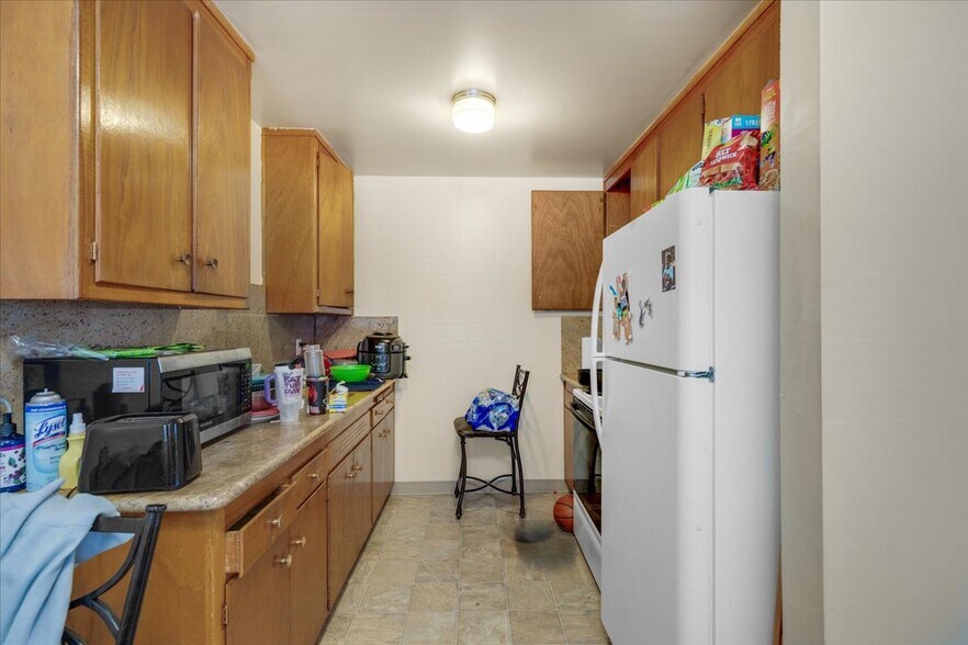 More Photos Of 236 Haas Ave, San Leandro Apartments For Sale