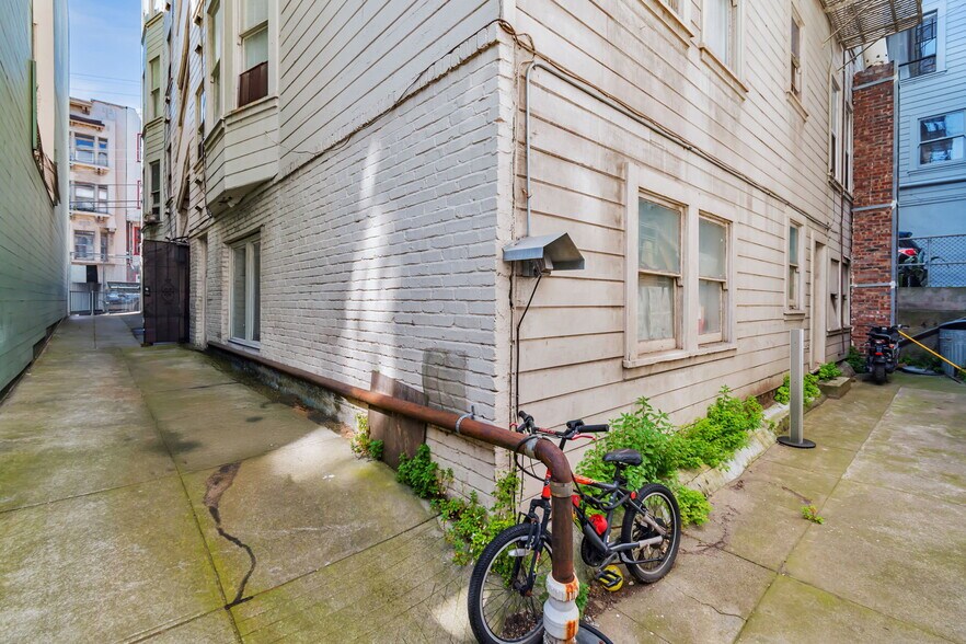 More Photos Of 1120 Jackson St, San Francisco Apartments For Sale