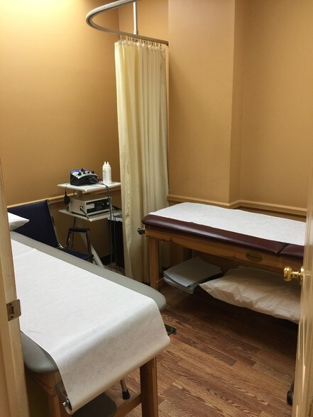 More Photos Of 11420 Rockaway Blvd, Jamaica Office Residential For Sale