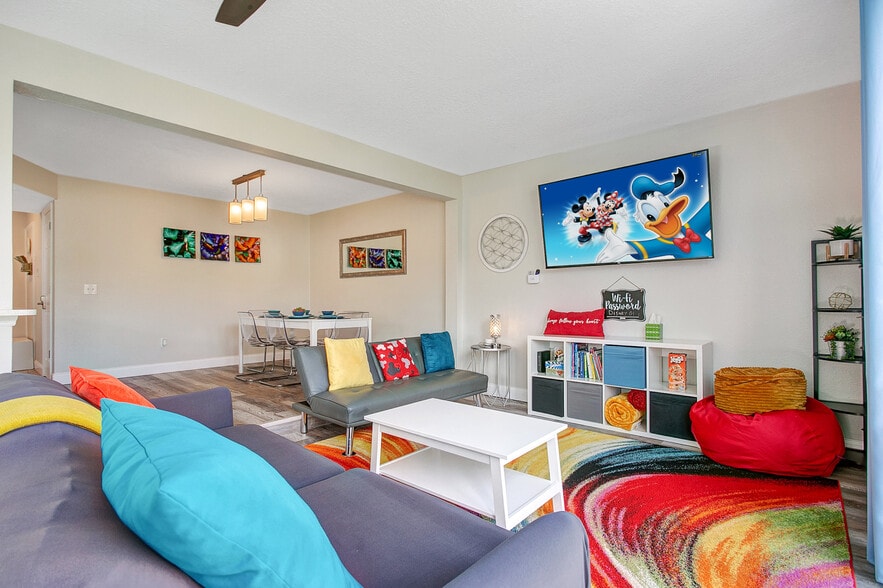 More Photos Of 141 Coco Plum Dr, Davenport Apartments For Sale