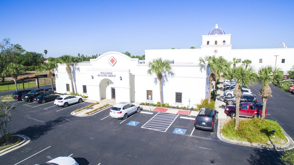 More Photos Of 1022 E Griffin Pky, Mission Medical For Sale