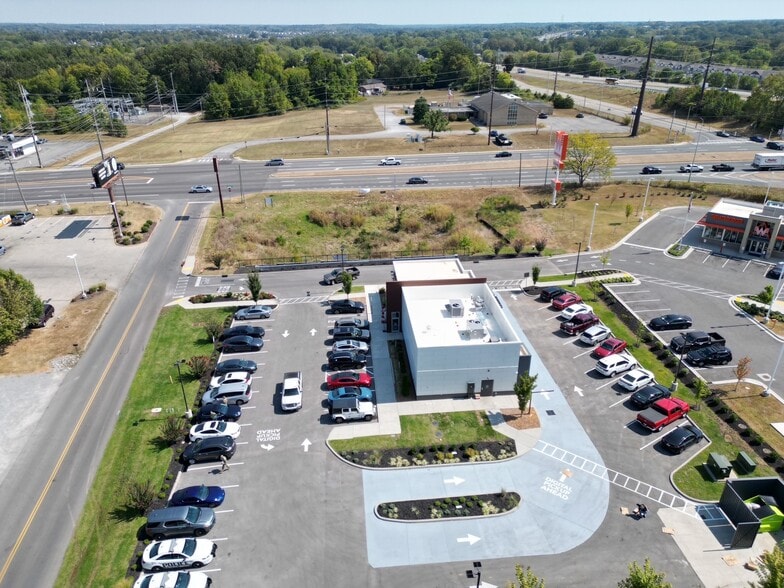 More Photos Of 1806 Fort Campbell Blvd, Clarksville Fast Food For Sale