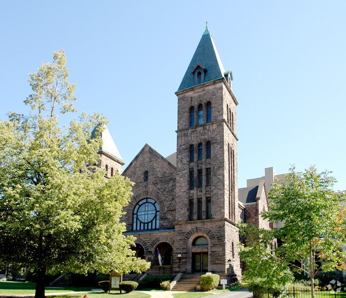 Primary Photo Of 965 Delaware Ave, Buffalo Religious Facility For Sale