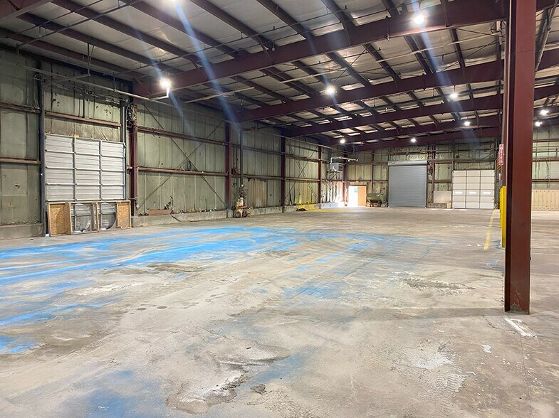 More Photos Of 2401 Mississippi Ave, Sauget Manufacturing For Lease