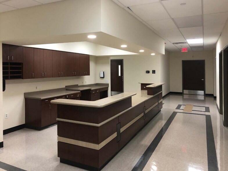 More Photos Of 7015 Barker Cypress Rd, Cypress Medical For Lease