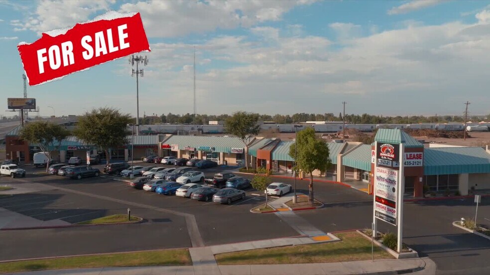 More Photos Of 1220 Oak St, Bakersfield Freestanding For Sale