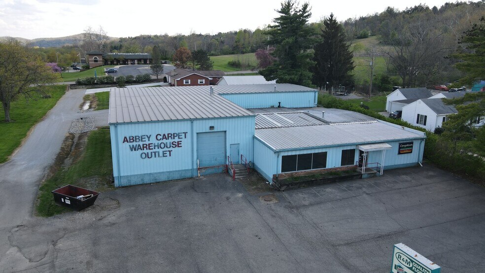 More Photos Of 1222 US HWY 50, Chillicothe Flex For Sale