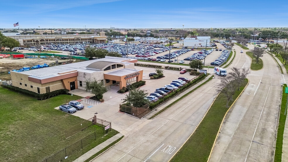 More Photos Of 11706 Fallbrook Dr, Houston Medical For Lease