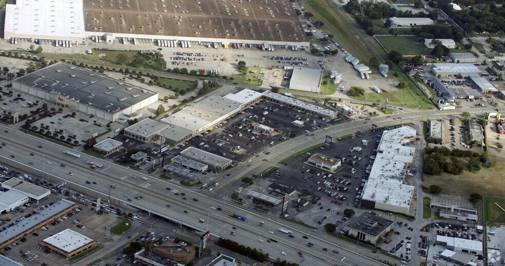 More Photos Of 11801-11853 Wilcrest Dr, Houston Unknown For Lease