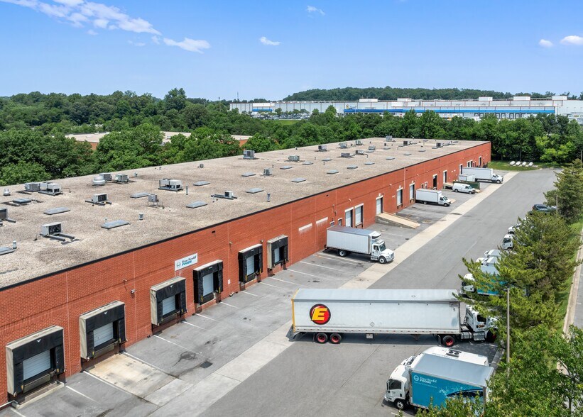 More Photos Of 10640 Iron Bridge Rd, Jessup Light Distribution For Lease