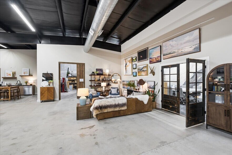 More Photos Of 20 2nd Ave E, Kalispell Office For Sale