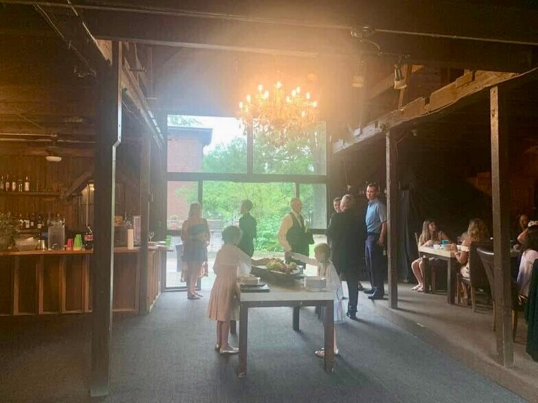 More Photos Of 1591 OH-45, Austinburg Restaurant For Sale