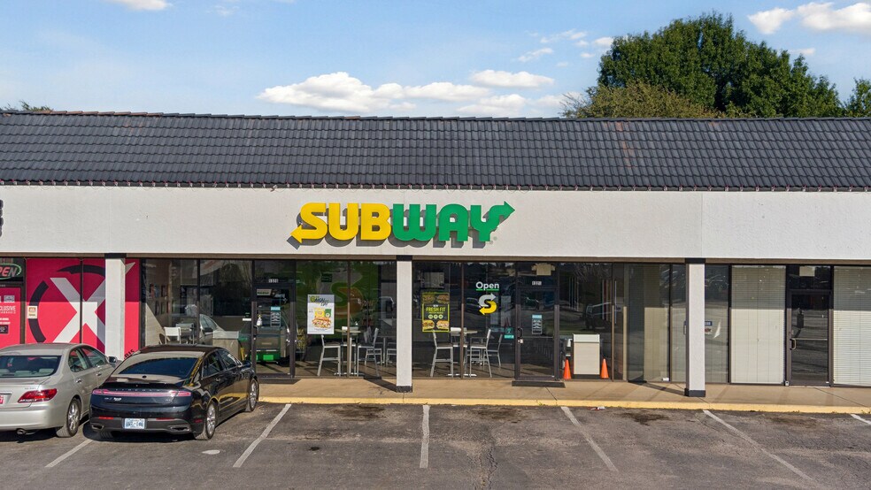 More Photos Of 723-821 W Danforth Rd, Edmond Unknown For Lease