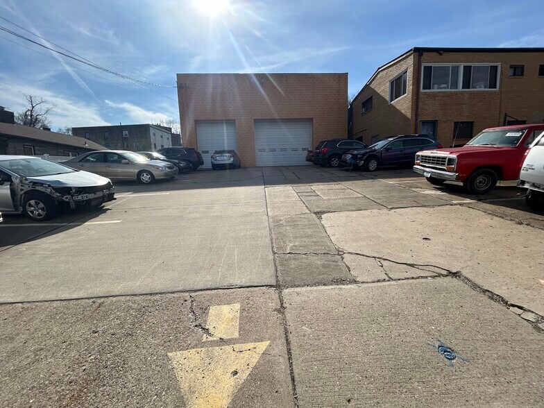 More Photos Of , Pittsburgh General Retail For Sale