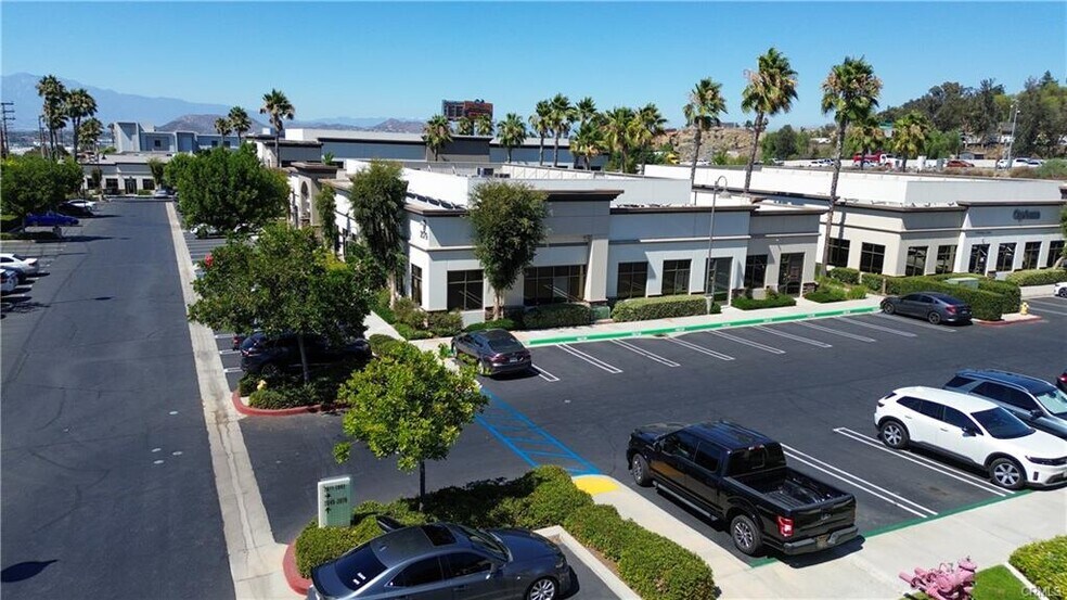 More Photos Of 2079 Compton Ave, Corona Medical For Lease