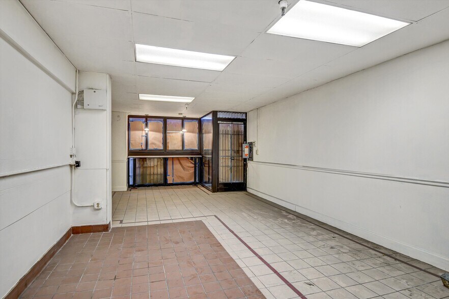 More Photos Of 263-265 Golden Gate Ave, San Francisco Storefront Retail Office For Lease