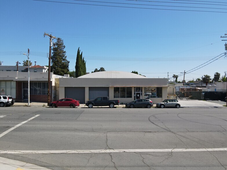 More Photos Of 415 E 10th St, Pittsburg Warehouse For Lease