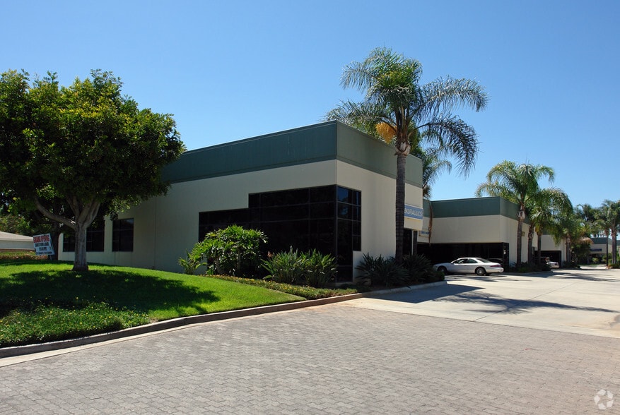 More Photos Of 10207 Buena Vista Ave, Santee Warehouse For Lease