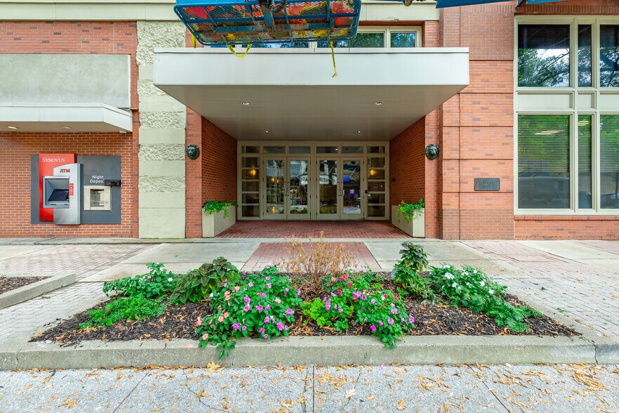 More Photos Of 800 Market St, Chattanooga Apartments For Sale