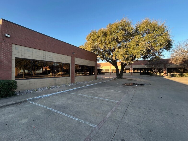 More Photos Of 12035 Shiloh Rd, Dallas Unknown For Lease