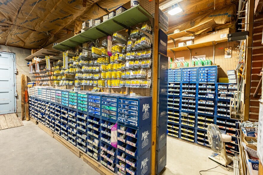 More Photos Of 1171 Main St S, Tifton Warehouse For Sale