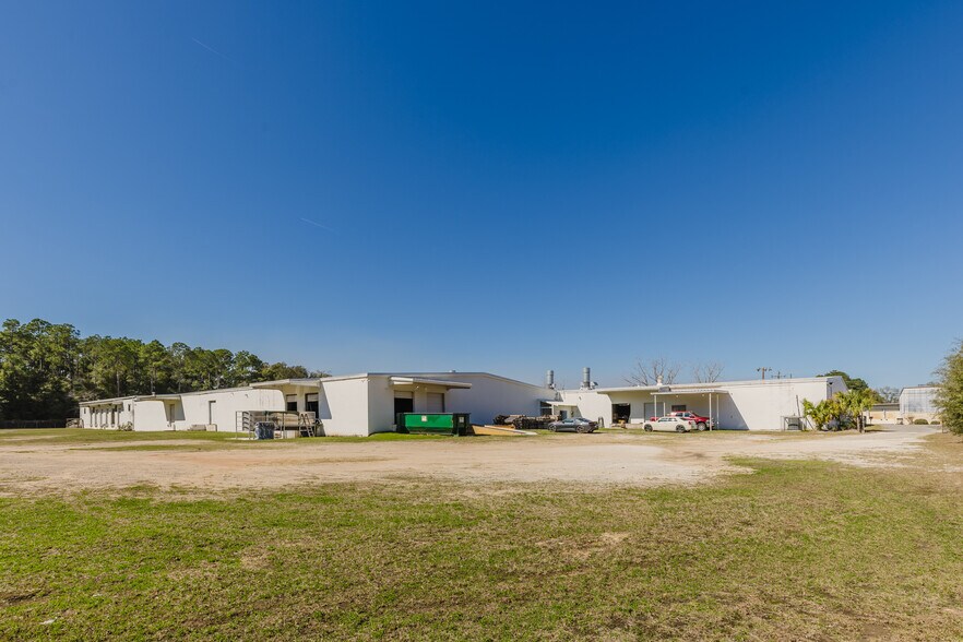 More Photos Of 1404 Industry Ave, Albany Manufacturing For Lease