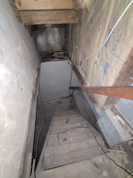 More Photos Of 2536 Indianapolis Ave, Indianapolis Apartments For Sale