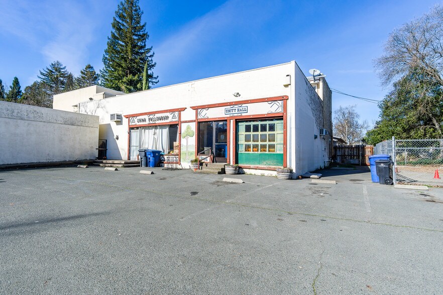 More Photos Of 290 Seminary Ave, Ukiah Storefront Retail Residential For Sale