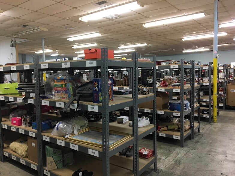 More Photos Of 129 S Grant St, Stockton Warehouse For Sale