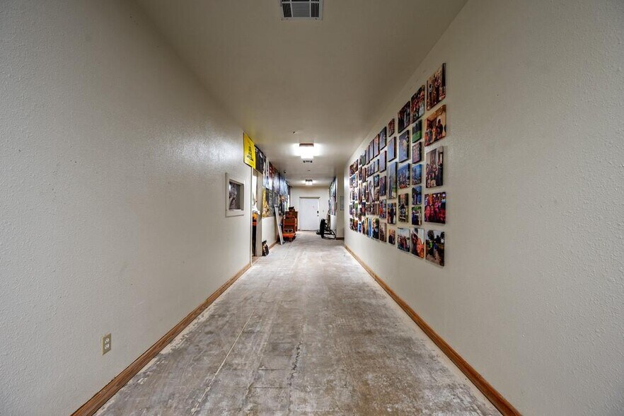 More Photos Of 31633 US-377 Hwy, Gordonville Light Distribution For Sale