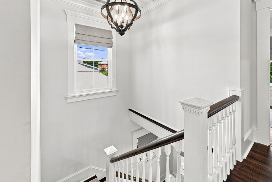 More Photos Of 8 S Main St, New Milford Office For Sale