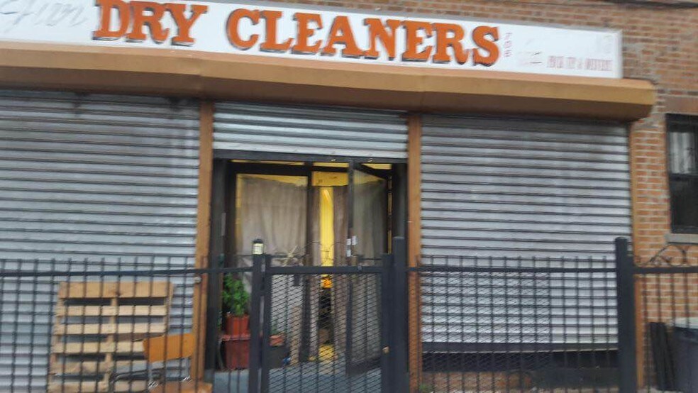 More Photos Of 3901 7th Ave, Brooklyn Storefront Retail Residential For Sale